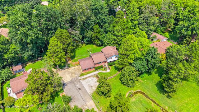 5206 Cool Brook Rd, Louisville, KY 40291