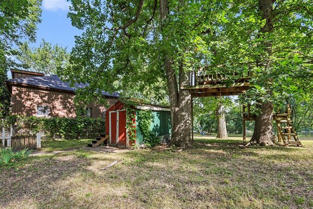 2067 Riverbank Avenue, Grand Rapids, MI 49525