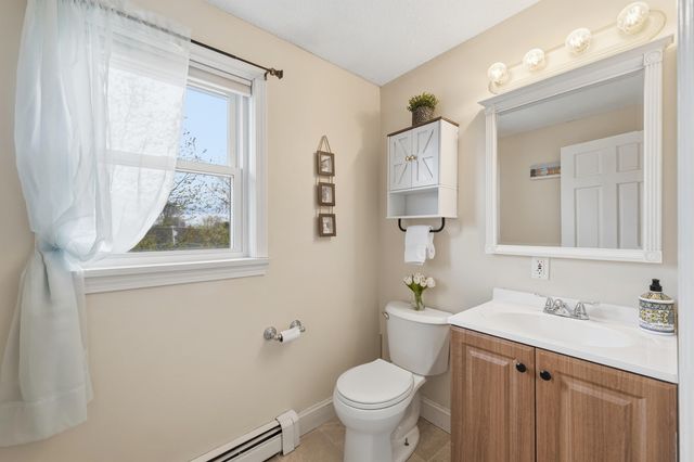1L Matthew Drive L, Derry, NH 03038