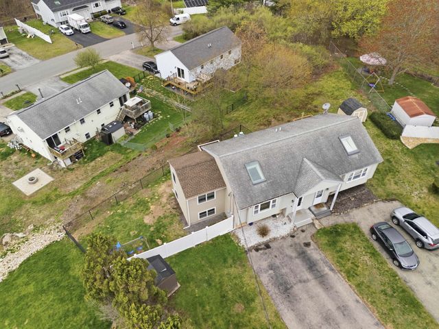 1L Matthew Drive L, Derry, NH 03038