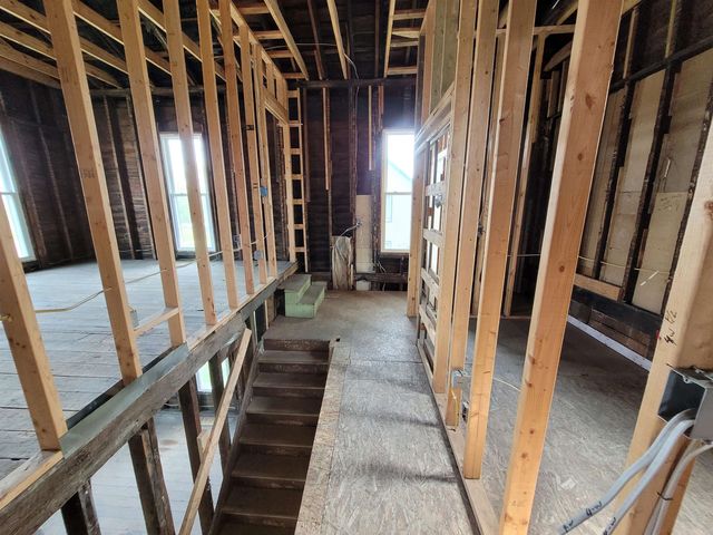 214 S Pine Street, Saint Louis, MI 48880