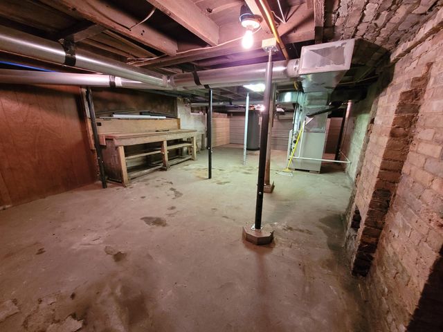 214 S Pine Street, Saint Louis, MI 48880