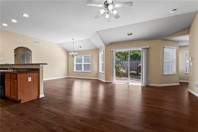 4022 Cottage Oaks Drive, Acworth, GA 30101