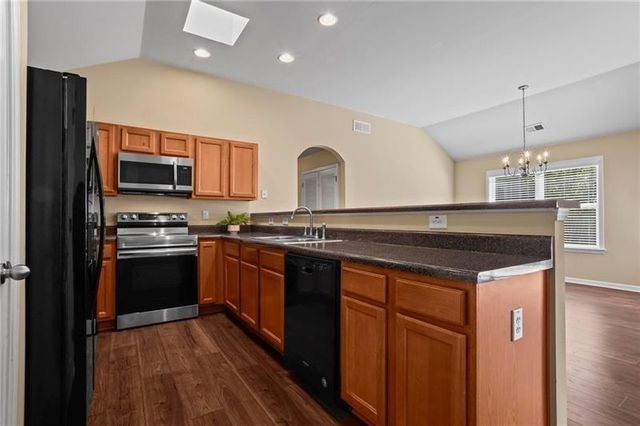 4022 Cottage Oaks Drive, Acworth, GA 30101