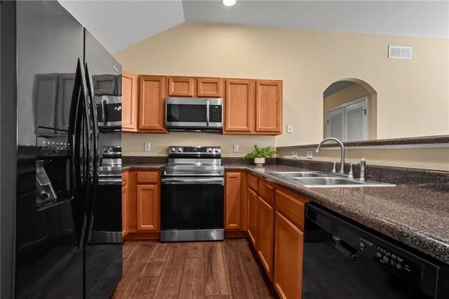 4022 Cottage Oaks Drive, Acworth, GA 30101