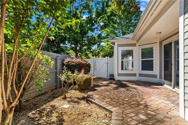 4022 Cottage Oaks Drive, Acworth, GA 30101