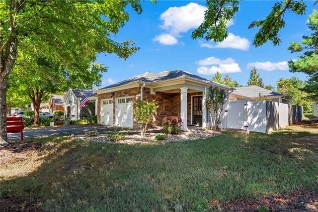 4022 Cottage Oaks Drive, Acworth, GA 30101