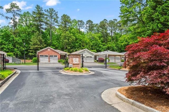 4022 Cottage Oaks Drive, Acworth, GA 30101