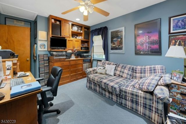 92 Louis St, Hanover Twp., NJ 07981