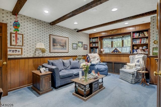 92 Louis St, Hanover Twp., NJ 07981