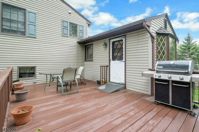 92 Louis St, Hanover Twp., NJ 07981