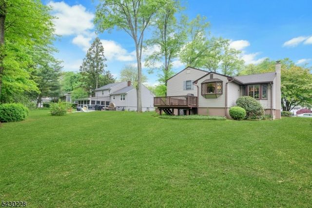 92 Louis St, Hanover Twp., NJ 07981