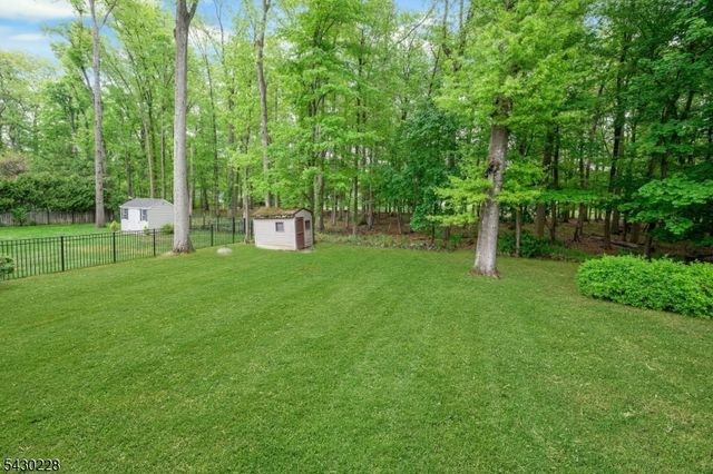 92 Louis St, Hanover Twp., NJ 07981