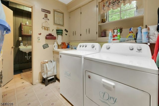 92 Louis St, Hanover Twp., NJ 07981