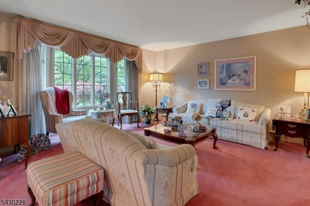 92 Louis St, Hanover Twp., NJ 07981