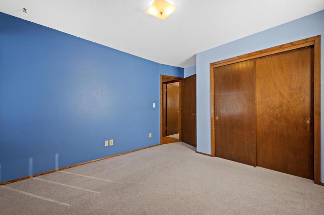 W226N8304 Friess PLACE, Lisbon, WI 53089