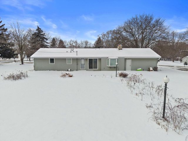 W226N8304 Friess PLACE, Lisbon, WI 53089