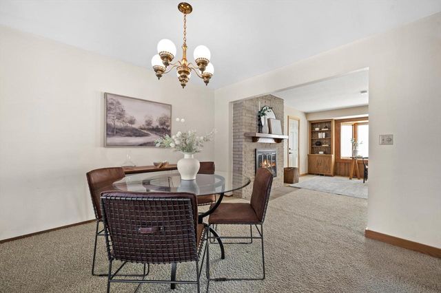 W226N8304 Friess PLACE, Lisbon, WI 53089