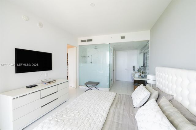 1100 Biscayne Boulevard 3302, Miami, FL 33132