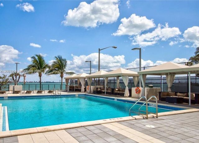 600 NE 36th St 211, Miami, FL 33137