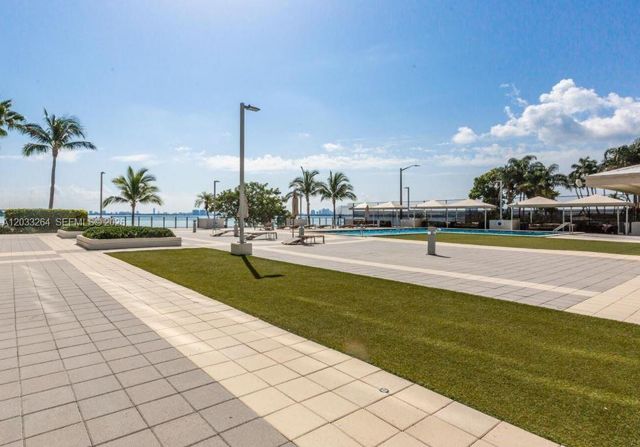 600 NE 36th St 211, Miami, FL 33137
