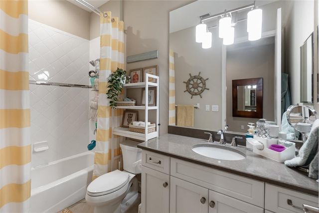 16512 BERWICK TERRACE, Bradenton, FL 34202