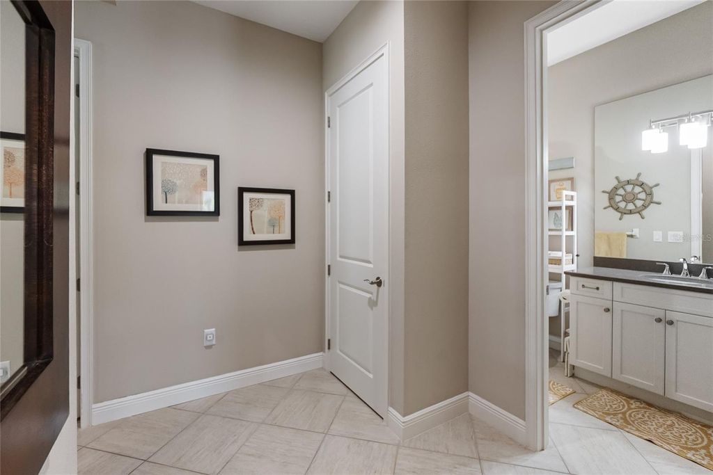 Image 12 of property listing at 16512 BERWICK TERRACE, Bradenton, FL 34202