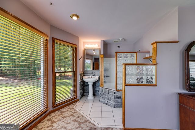 817 Dallas Highway, Douglasville, GA 30134