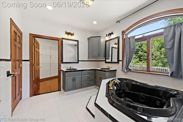 2848 E Mill Creek Road, St. Clair Township, MI 48079