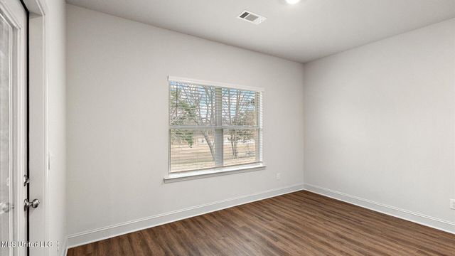 728 Honeysuckle Loop, Canton, MS 39046