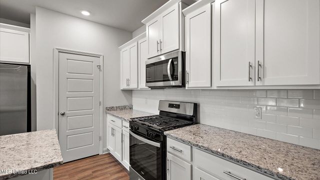 728 Honeysuckle Loop, Canton, MS 39046