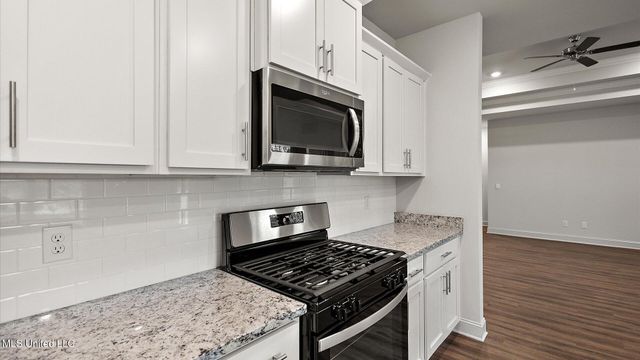 728 Honeysuckle Loop, Canton, MS 39046