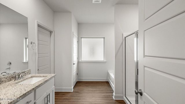 728 Honeysuckle Loop, Canton, MS 39046