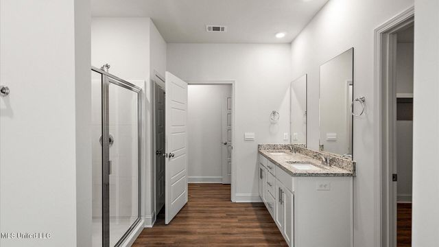 728 Honeysuckle Loop, Canton, MS 39046
