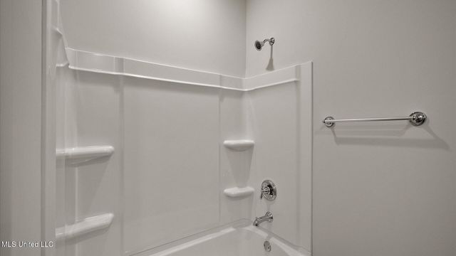 728 Honeysuckle Loop, Canton, MS 39046