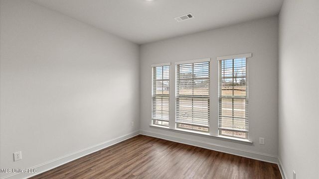 728 Honeysuckle Loop, Canton, MS 39046