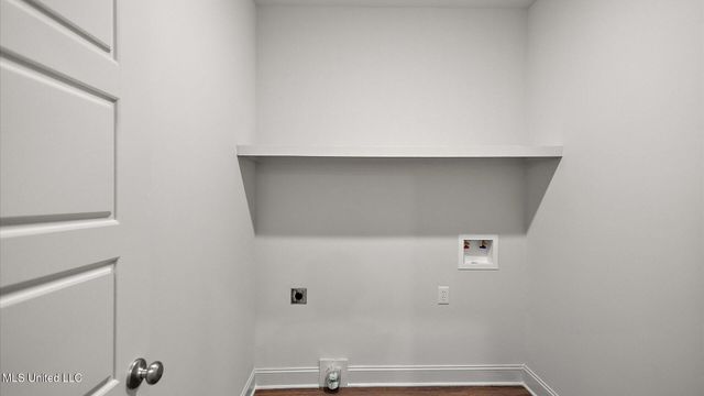 728 Honeysuckle Loop, Canton, MS 39046