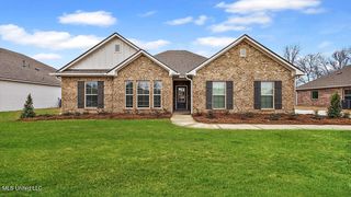 728 Honeysuckle Loop, Canton, MS 39046