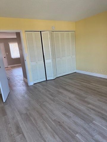 1051 79TH AVENUE N 212, St Petersburg, FL 33702