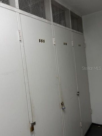 1051 79TH AVENUE N 212, St Petersburg, FL 33702