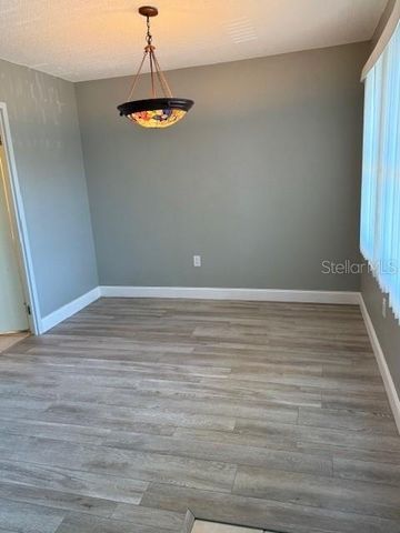 1051 79TH AVENUE N 212, St Petersburg, FL 33702