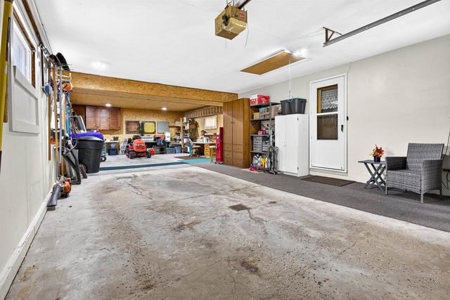 213 W WEILAND AVENUE, Appleton, WI 54911