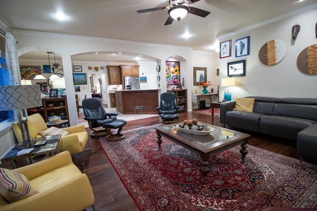 5221 Playa Drive, Sherman, TX 75090