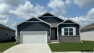 16329 Willit Street, Bennington, NE 68007