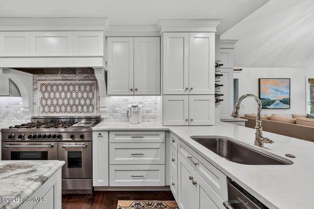704 Hamilton Landing Drive, St. Simons Island, GA 31522