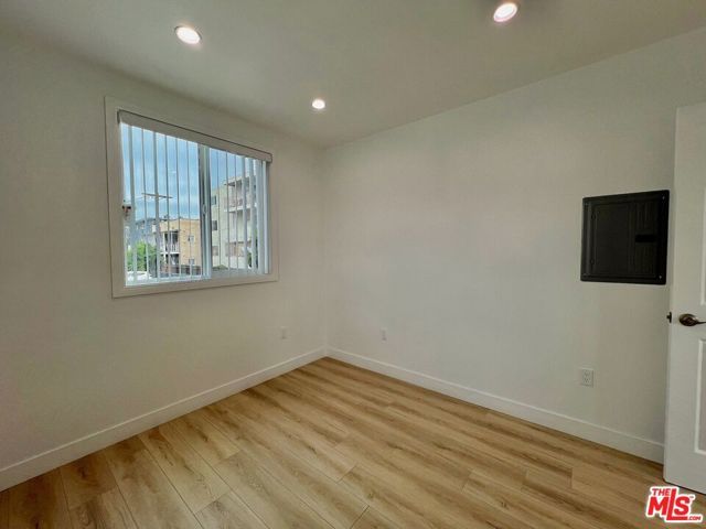 1321 N Normandie Avenue, Los Angeles, CA 90027