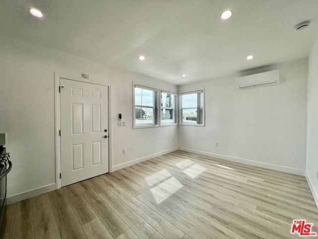 1321 N Normandie Avenue, Los Angeles, CA 90027