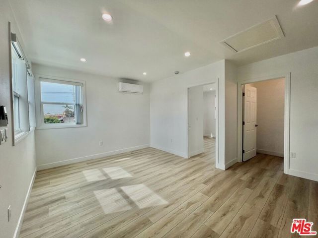 1321 N Normandie Avenue, Los Angeles, CA 90027