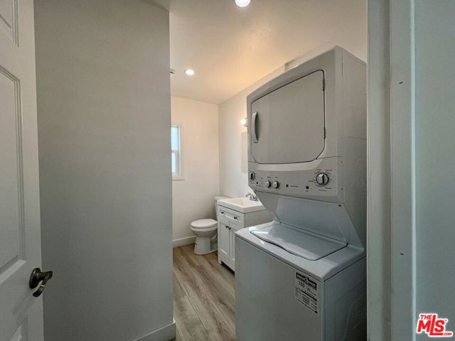 1321 N Normandie Avenue, Los Angeles, CA 90027