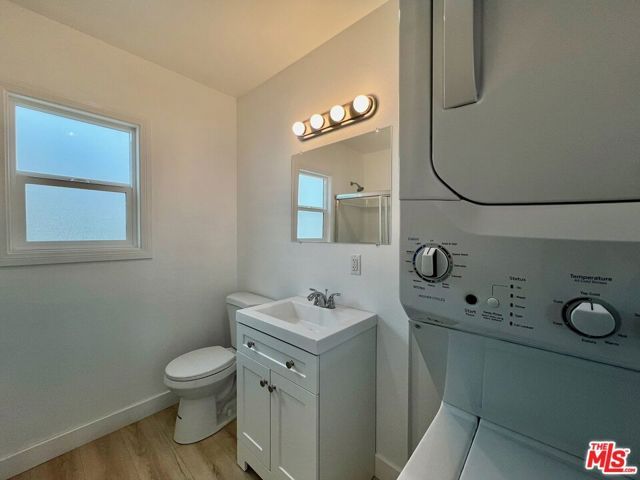 1321 N Normandie Avenue, Los Angeles, CA 90027